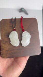 White Jade Pi Xiu Necklace | 白玉貔貅挂饰