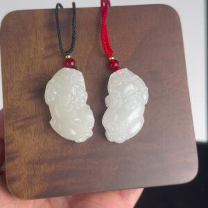 White Jade Pi Xiu Necklace